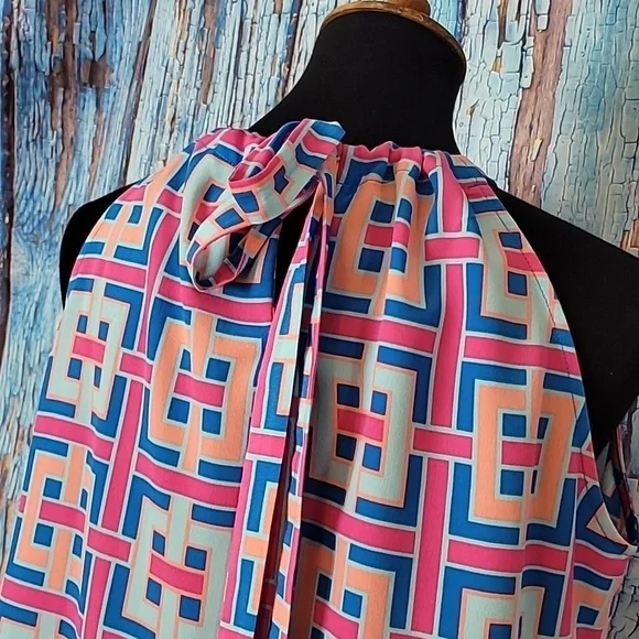 Crown and Ivy Halter Dress - Picture 10 of 13